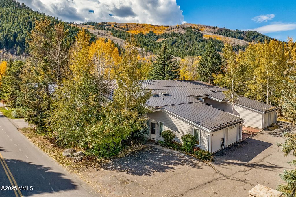 Photo of 790 Stone Creek Drive #4, Avon, CO 81620 (MLS # 1012859)