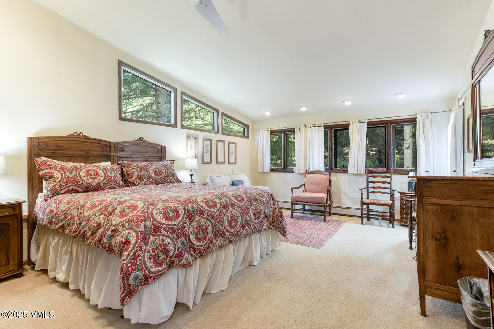 Vail, Colorado 81657, United States, 5 Bedrooms Bedrooms, ,5 BathroomsBathrooms,Residential,Active,164364