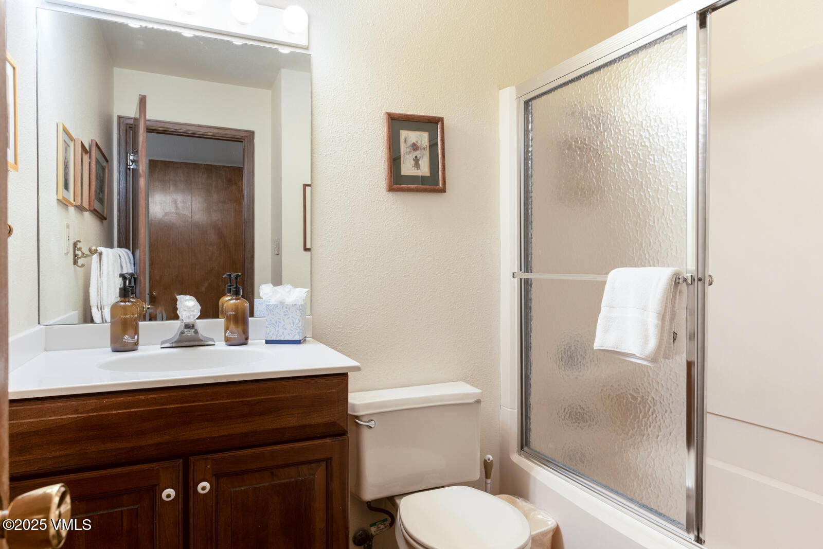 Vail, Colorado 81657, United States, 5 Bedrooms Bedrooms, ,5 BathroomsBathrooms,Residential,Active,164364