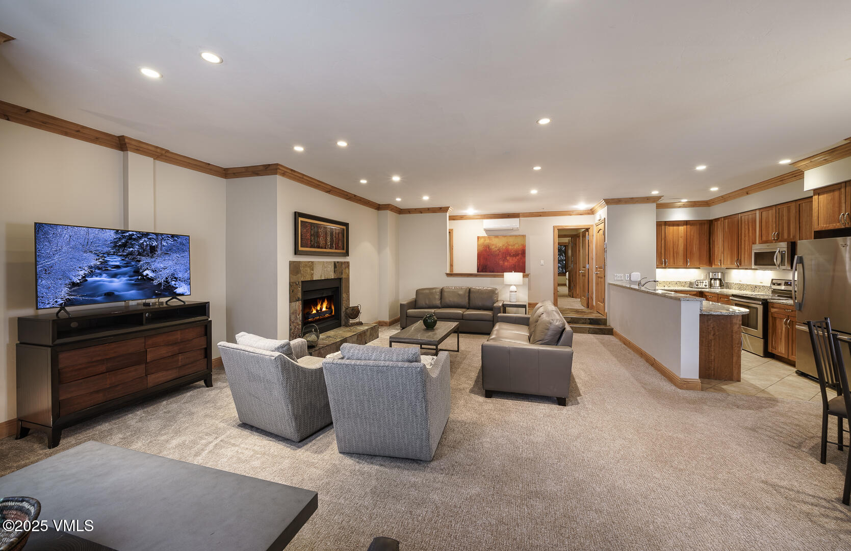 Vail, Colorado 81657, United States, 2 Bedrooms Bedrooms, ,2 BathroomsBathrooms,Residential,Active,145126