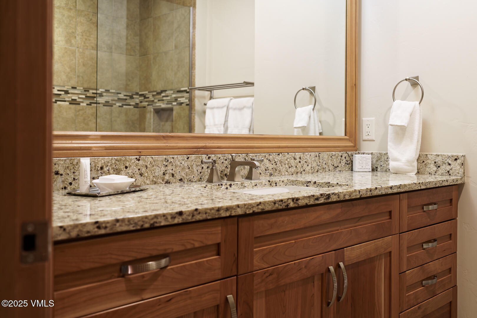 Vail, Colorado 81657, United States, 2 Bedrooms Bedrooms, ,2 BathroomsBathrooms,Residential,Active,145126