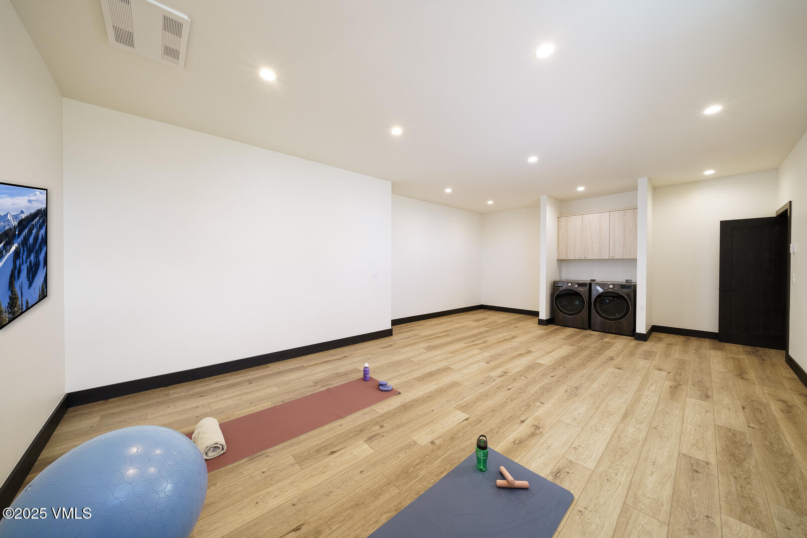 Edwards, Colorado 81632, United States, 6 Bedrooms Bedrooms, ,7 BathroomsBathrooms,Residential,Active,185087