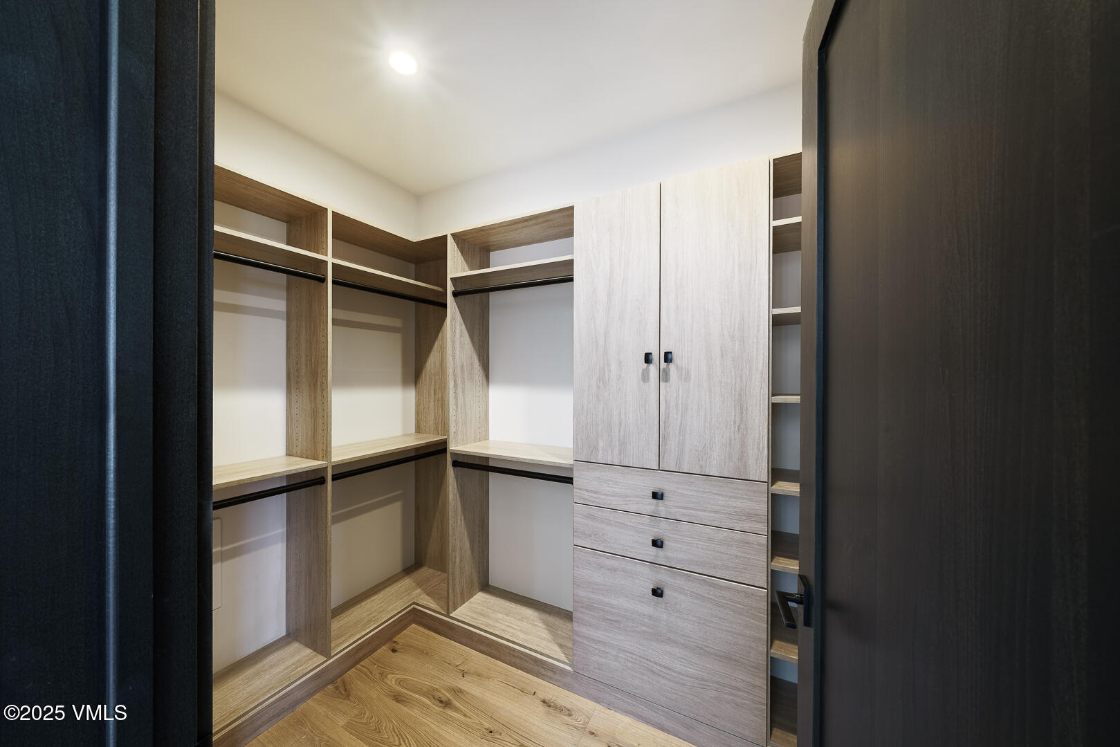 Edwards, Colorado 81632, United States, 6 Bedrooms Bedrooms, ,7 BathroomsBathrooms,Residential,Active,185087