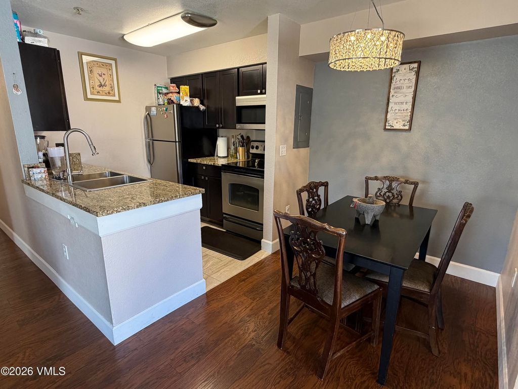 Photo of 127 Jules Drive #H103, Gypsum, CO 81637 (MLS # 1013699)