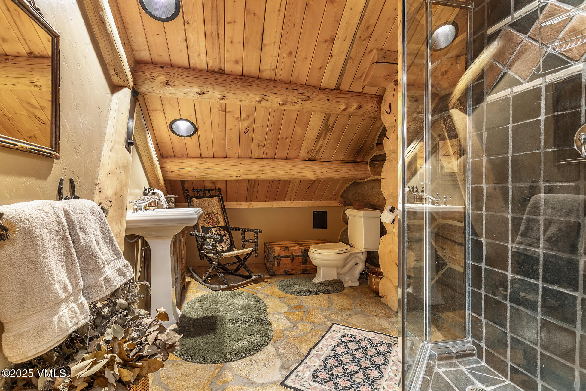 Eagle, Colorado 81631, United States, 3 Bedrooms Bedrooms, ,5 BathroomsBathrooms,Residential,Active,223336