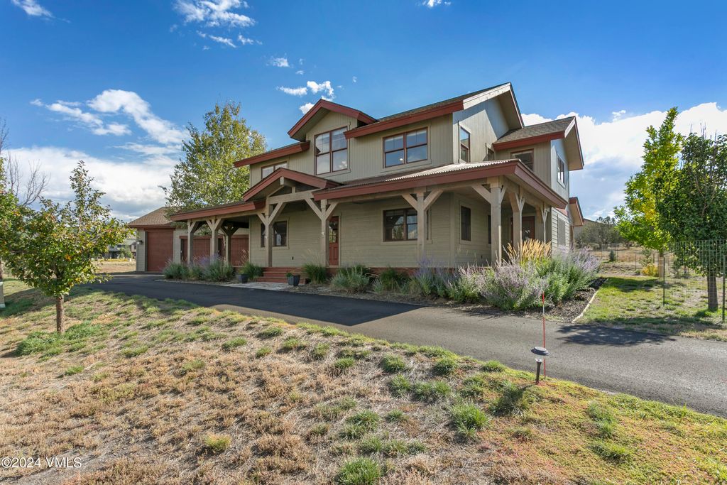 Photo of 104 Chaparral Ranch Road, Gypsum, CO 81637 (MLS # 1012903)