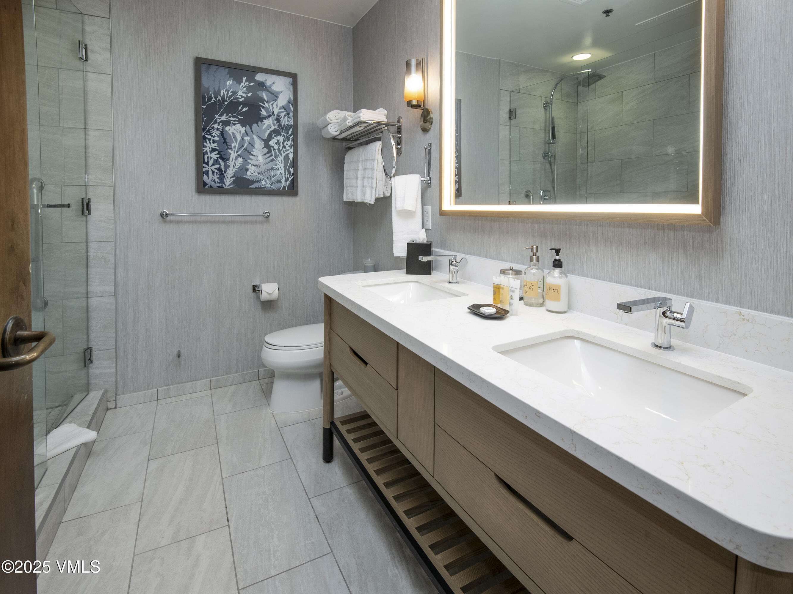 Avon, Colorado 81620, United States, 1 Bedroom Bedrooms, ,1 BathroomBathrooms,Residential,Active,217577