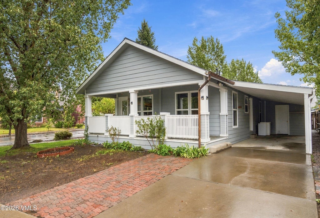 Photo of 12 Catfish Circle, Gypsum, CO 81637 (MLS # 1015195)