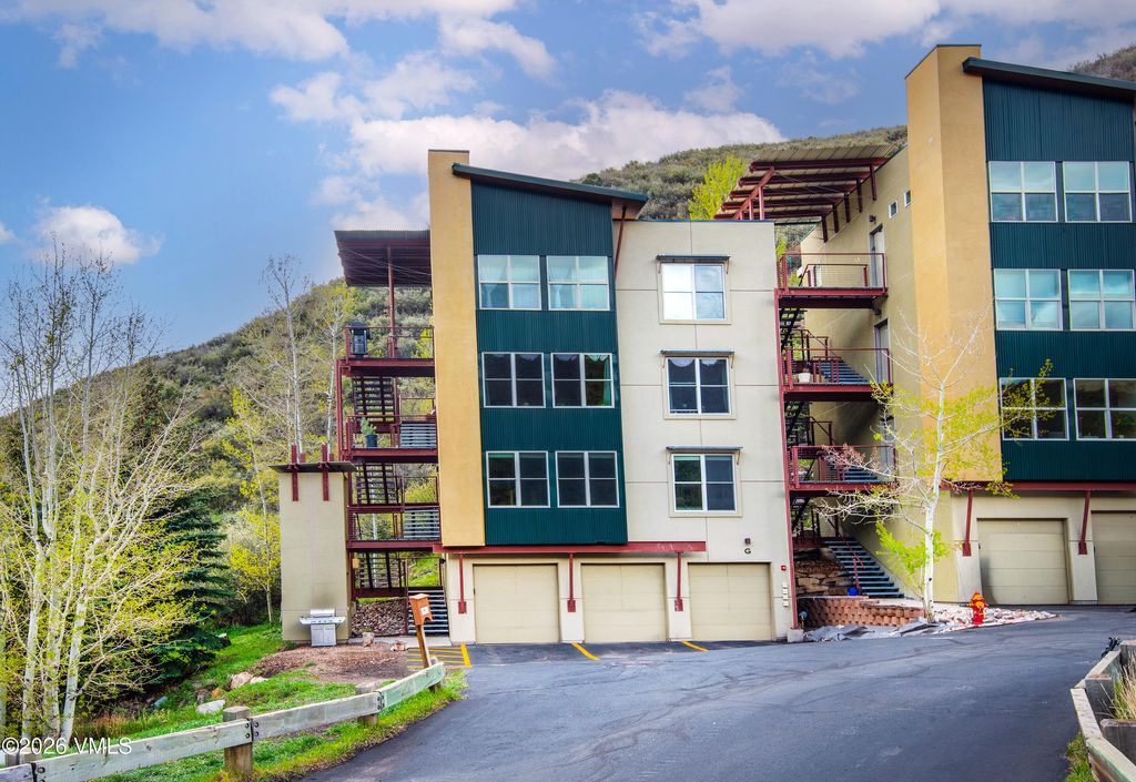 Photo of 511 Metcalf Road #APT G19, Avon, CO 81620 (MLS # 1014060)