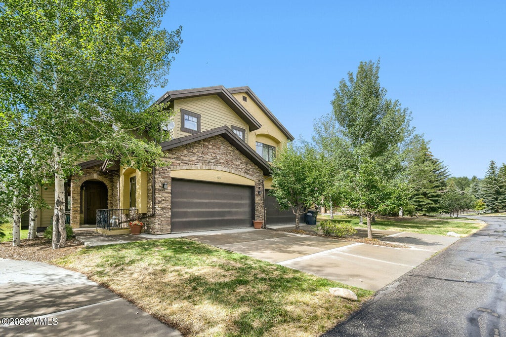Photo of 134 N Brett Trail, Edwards, CO 81632 (MLS # 1014785)