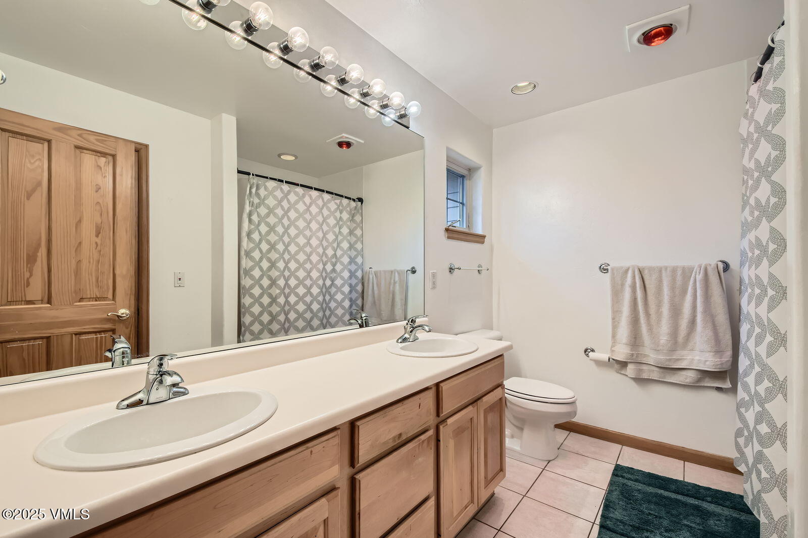 Gypsum, Colorado 81637, United States, 3 Bedrooms Bedrooms, ,3 BathroomsBathrooms,Residential,Active,172864