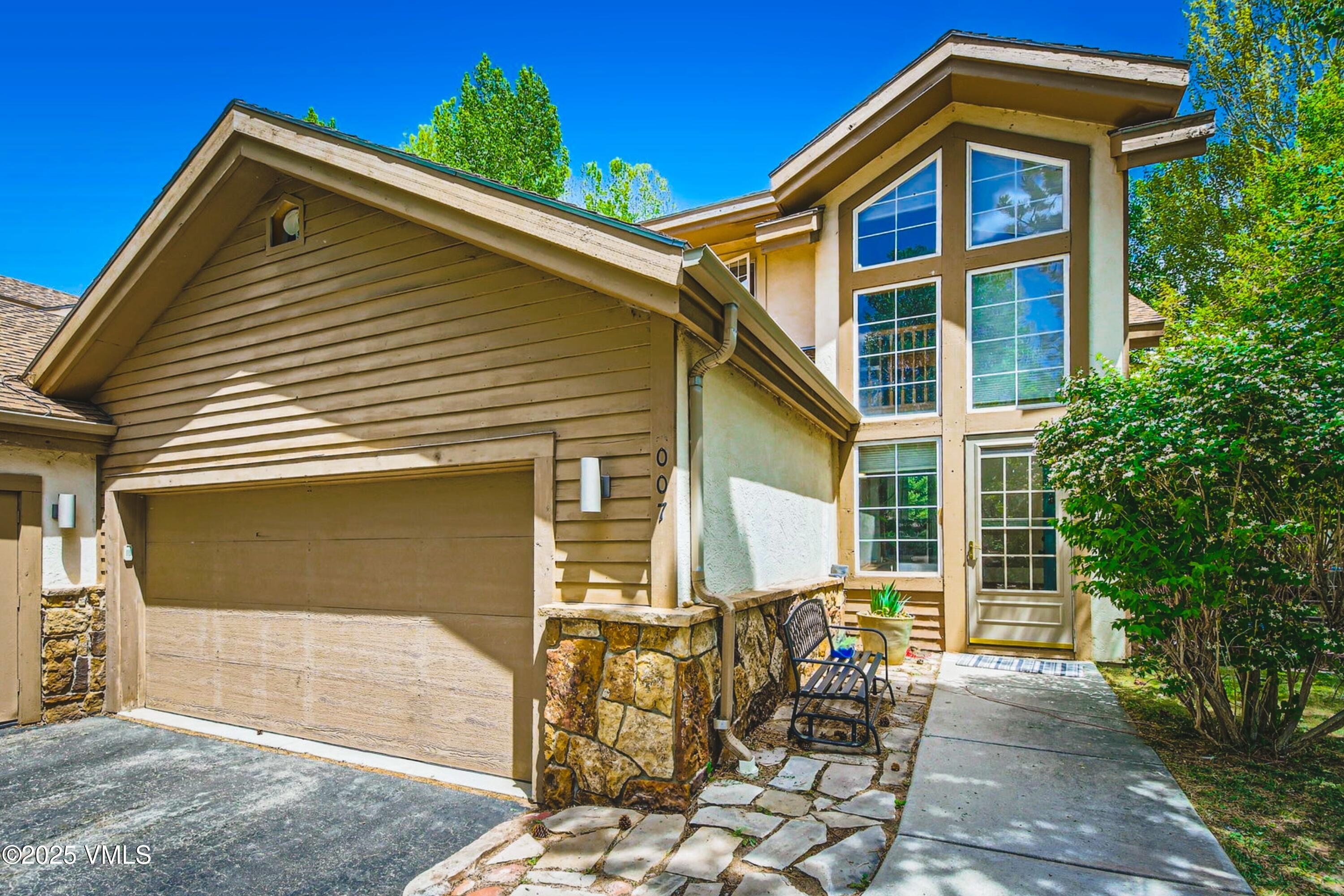 Gypsum, Colorado 81637, United States, 3 Bedrooms Bedrooms, ,3 BathroomsBathrooms,Residential,Active,172864