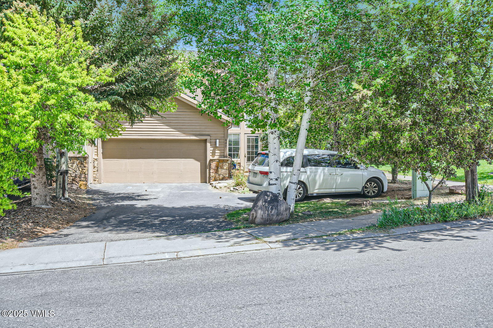 Gypsum, Colorado 81637, United States, 3 Bedrooms Bedrooms, ,3 BathroomsBathrooms,Residential,Active,172864