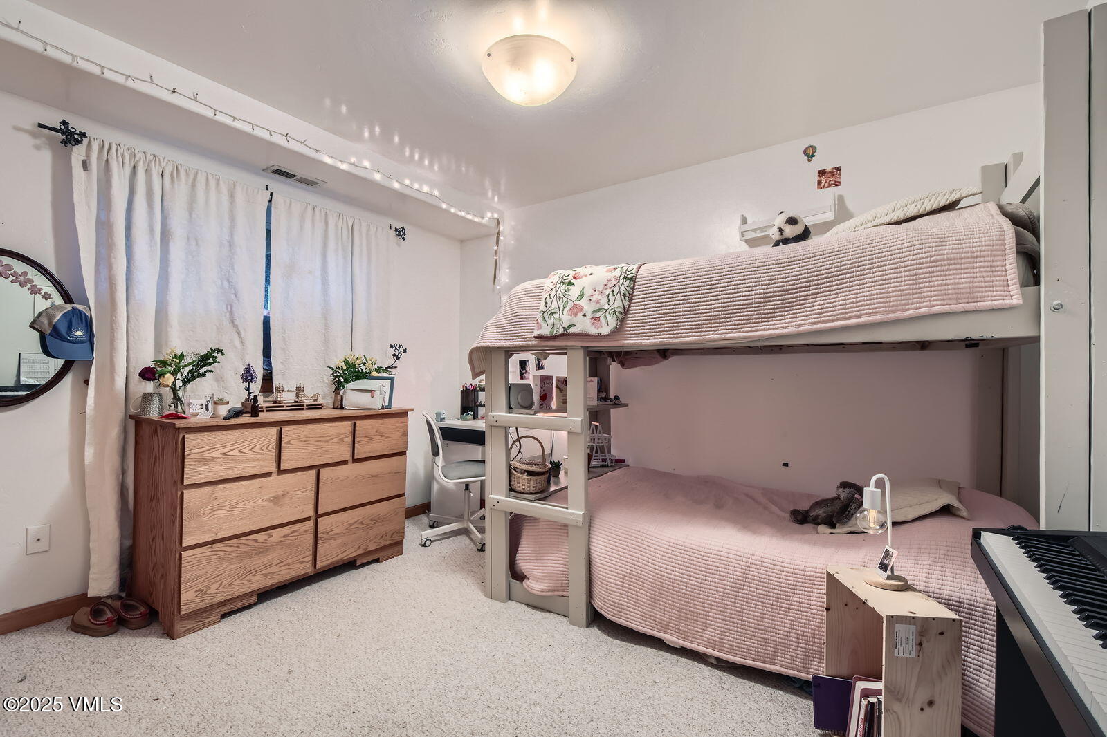 Gypsum, Colorado 81637, United States, 3 Bedrooms Bedrooms, ,3 BathroomsBathrooms,Residential,Active,172864