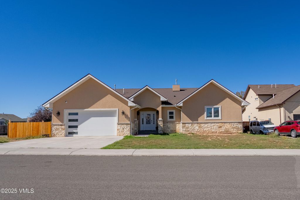 Photo of 1607 Balsam Loop, Rifle, CO 81650 (MLS # 1012917)