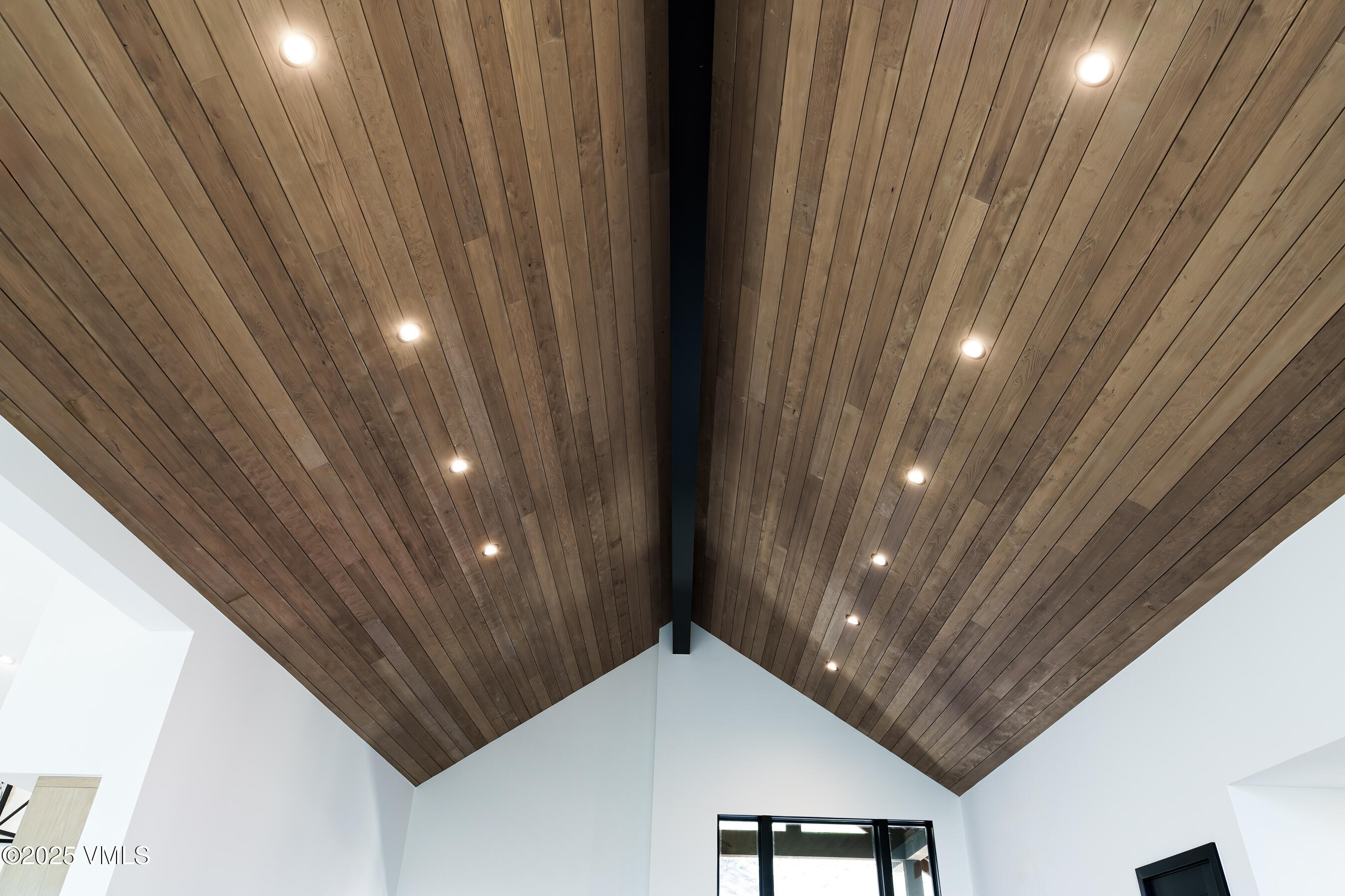 Edwards, Colorado 81632, United States, 5 Bedrooms Bedrooms, ,5 BathroomsBathrooms,Residential,Active,108047