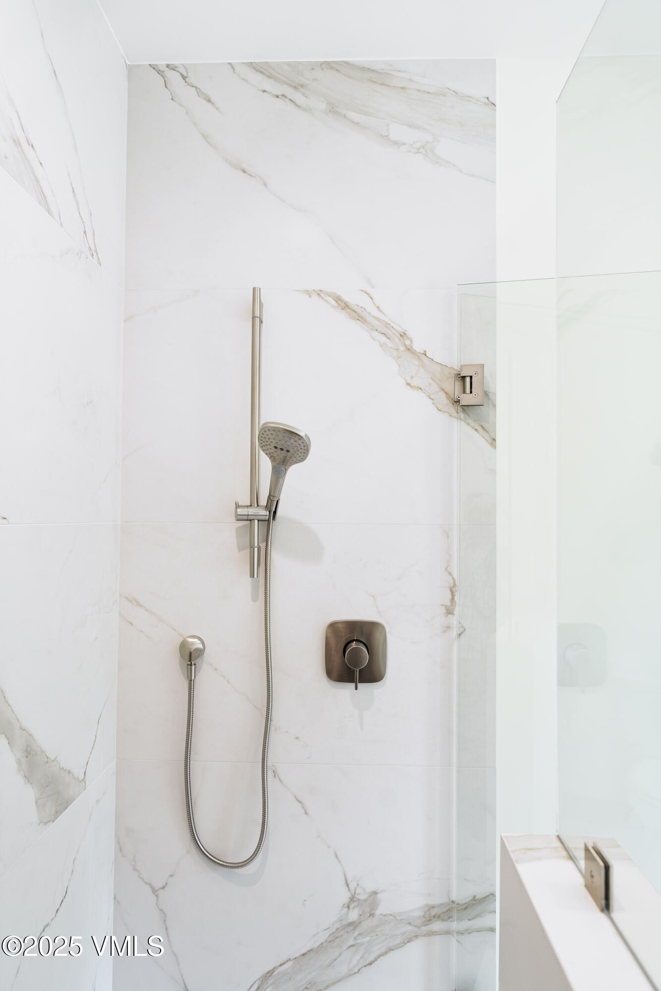 Edwards, Colorado 81632, United States, 5 Bedrooms Bedrooms, ,5 BathroomsBathrooms,Residential,Active,108047