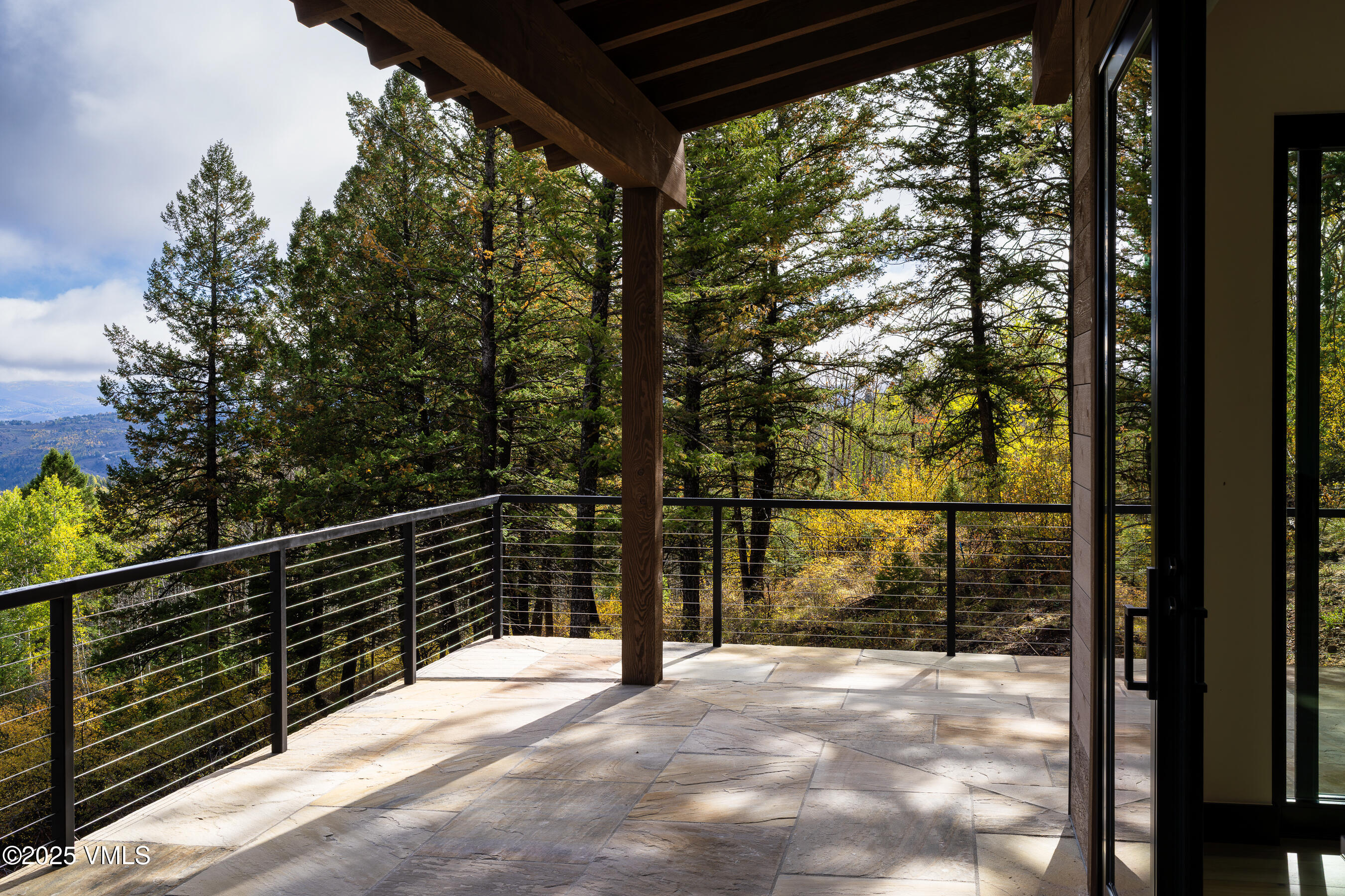 Edwards, Colorado 81632, United States, 5 Bedrooms Bedrooms, ,5 BathroomsBathrooms,Residential,Active,108047