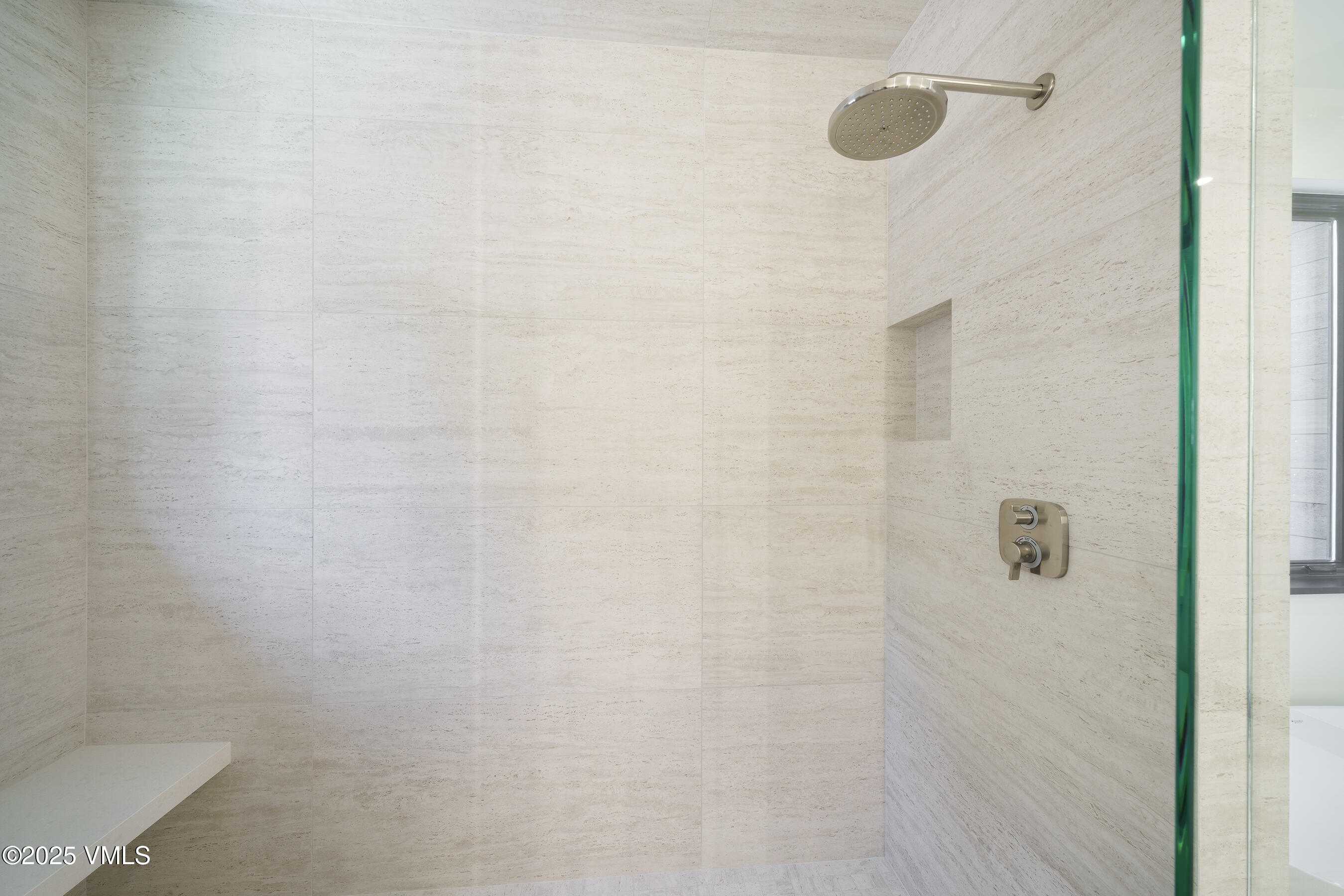 Edwards, Colorado 81632, United States, 5 Bedrooms Bedrooms, ,5 BathroomsBathrooms,Residential,Active,108047