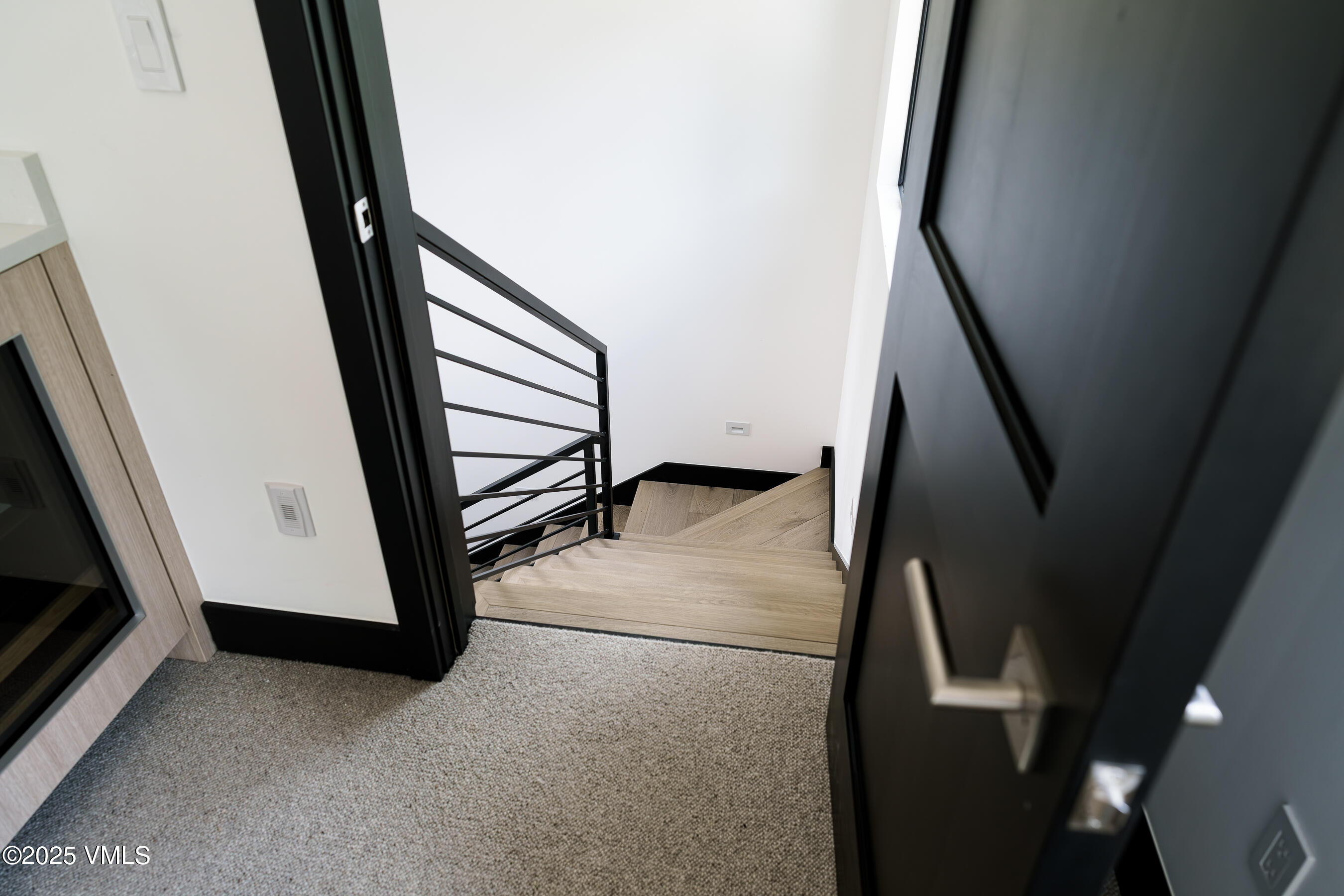 Edwards, Colorado 81632, United States, 5 Bedrooms Bedrooms, ,5 BathroomsBathrooms,Residential,Active,108047