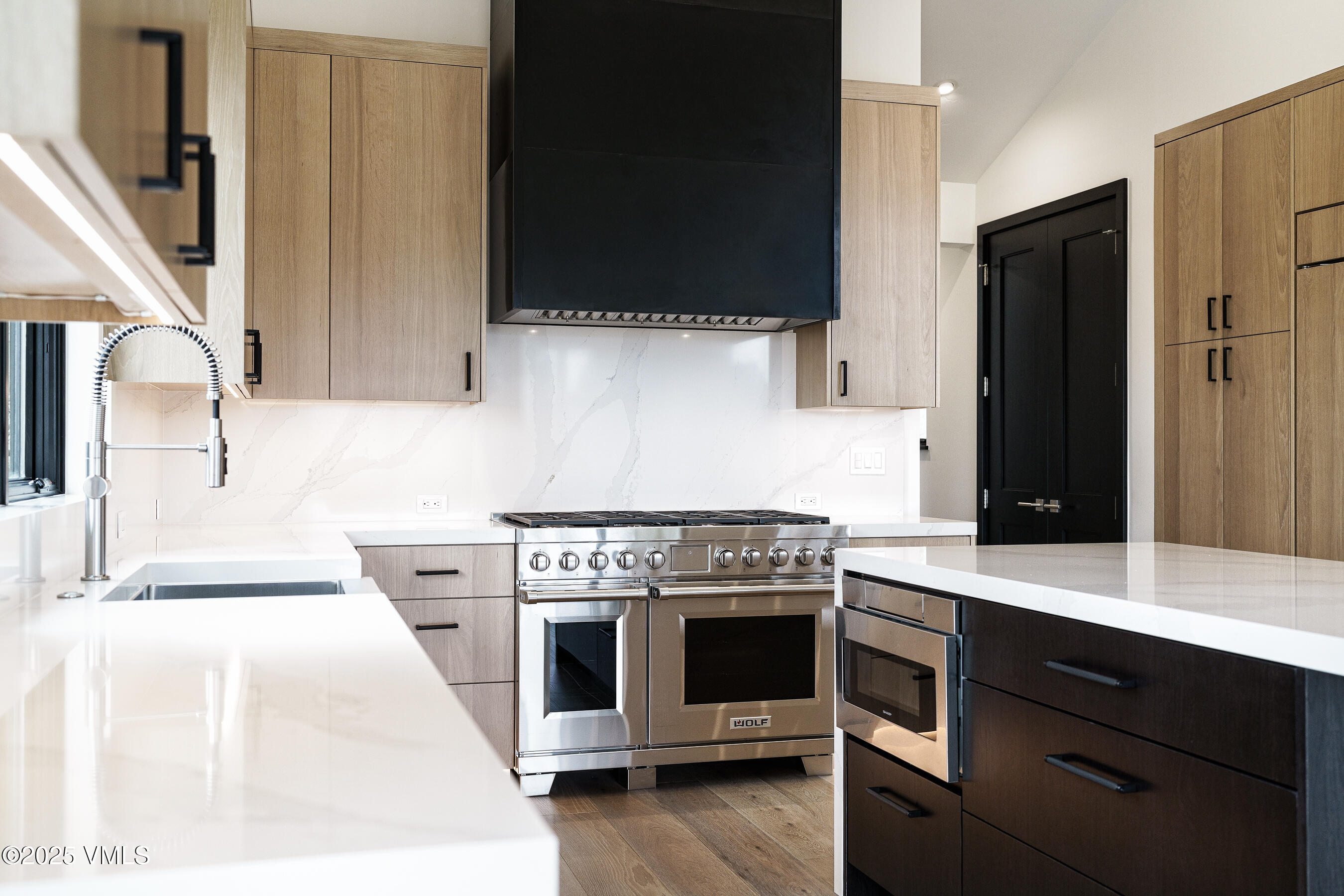 Edwards, Colorado 81632, United States, 5 Bedrooms Bedrooms, ,5 BathroomsBathrooms,Residential,Active,108047