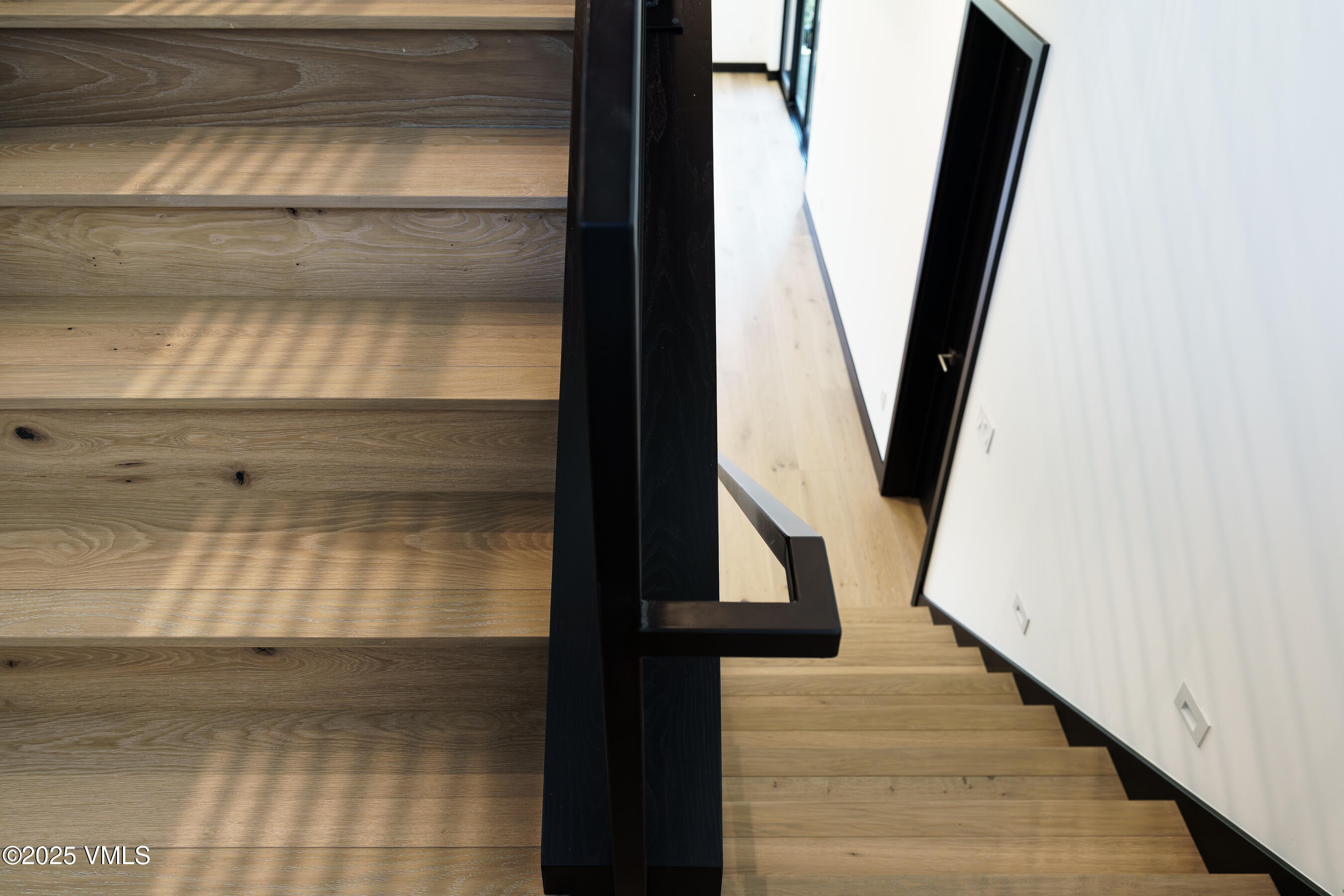 Edwards, Colorado 81632, United States, 5 Bedrooms Bedrooms, ,5 BathroomsBathrooms,Residential,Active,108047