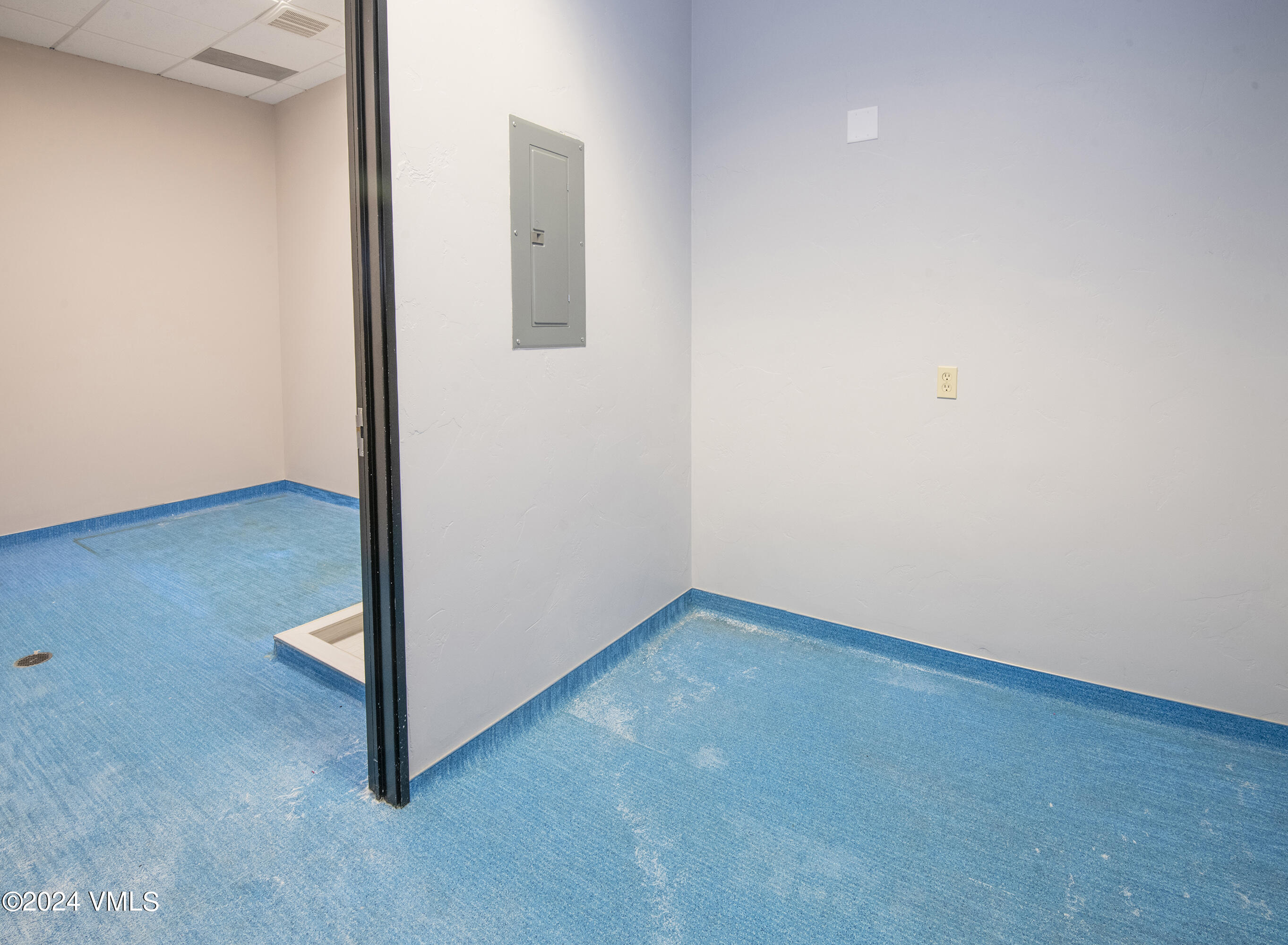 Avon, Colorado 81620, United States, ,Residential,Active,39083