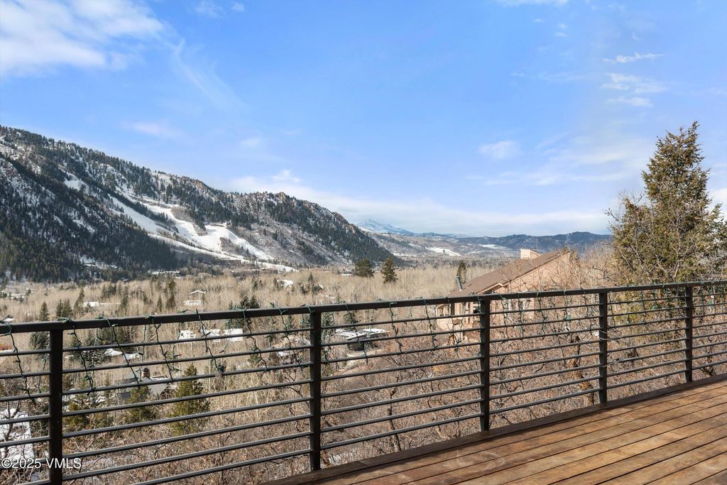 Photo of 40 Mountain Laurel Lane, Aspen, CO 81611 (MLS # 1013214)