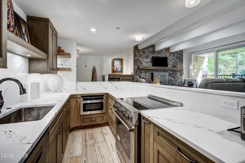 Photo of 120 Willow Bridge Rd #2H, Vail, CO 81657 (MLS # 1013120)