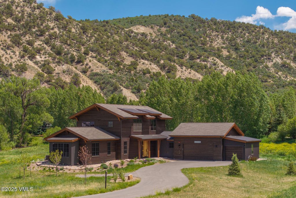 Photo of 731 Hunters View Lane, Eagle, CO 81631 (MLS # 1013931)