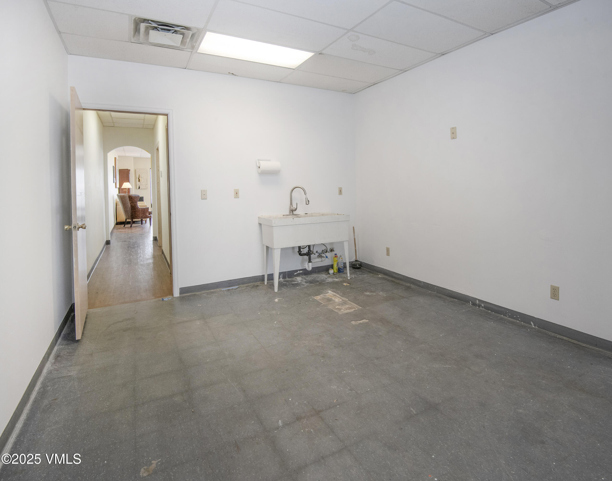 Eagle, Colorado 81631, United States, ,Commercial,Active,140410