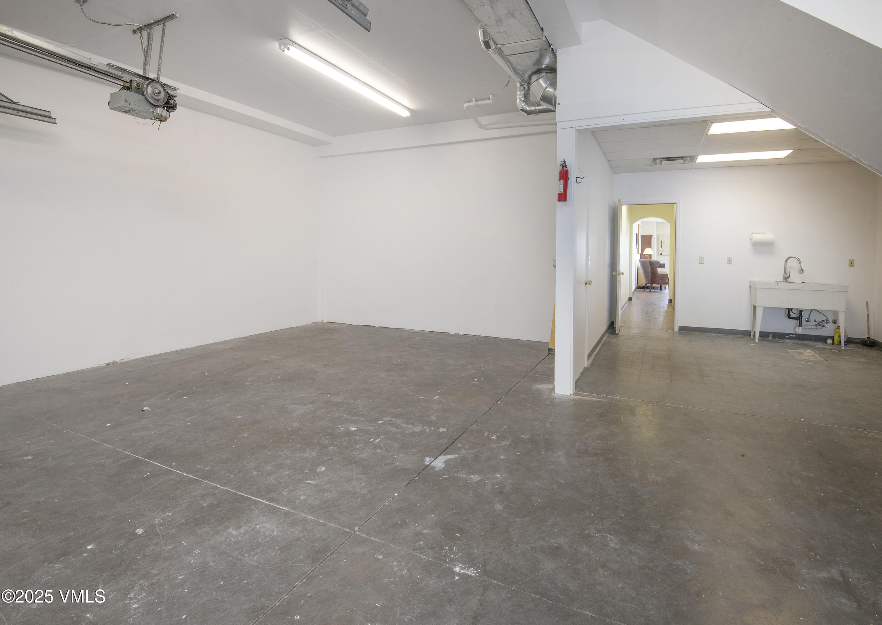 Eagle, Colorado 81631, United States, ,Commercial,Active,140410