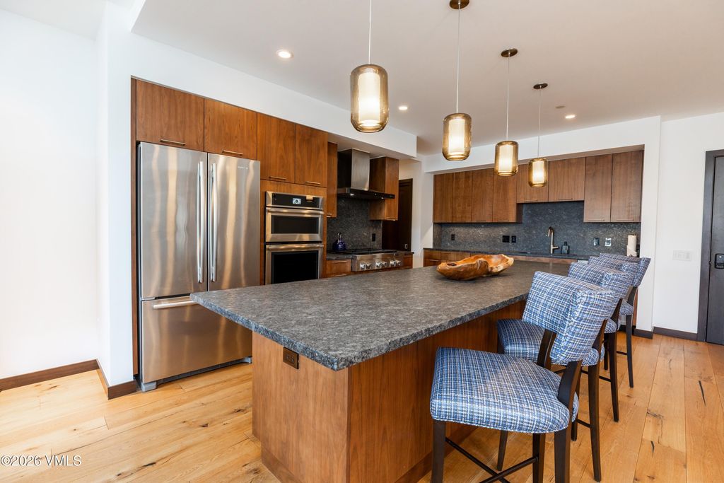 Photo of 701 W Lionshead Circle #W503, Vail, CO 81657 (MLS # 1013742)