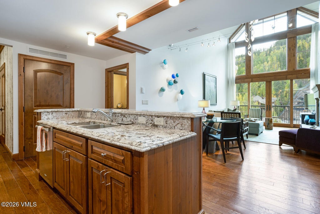 Photo of 728 W Lionshead Circle # R300, Vail, CO 81657 (MLS # 1015228)