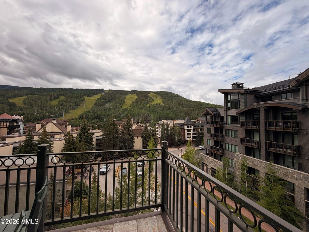 Photo of 610 W Lionshead Circle #519, Vail, CO 81657 (MLS # 1014798)