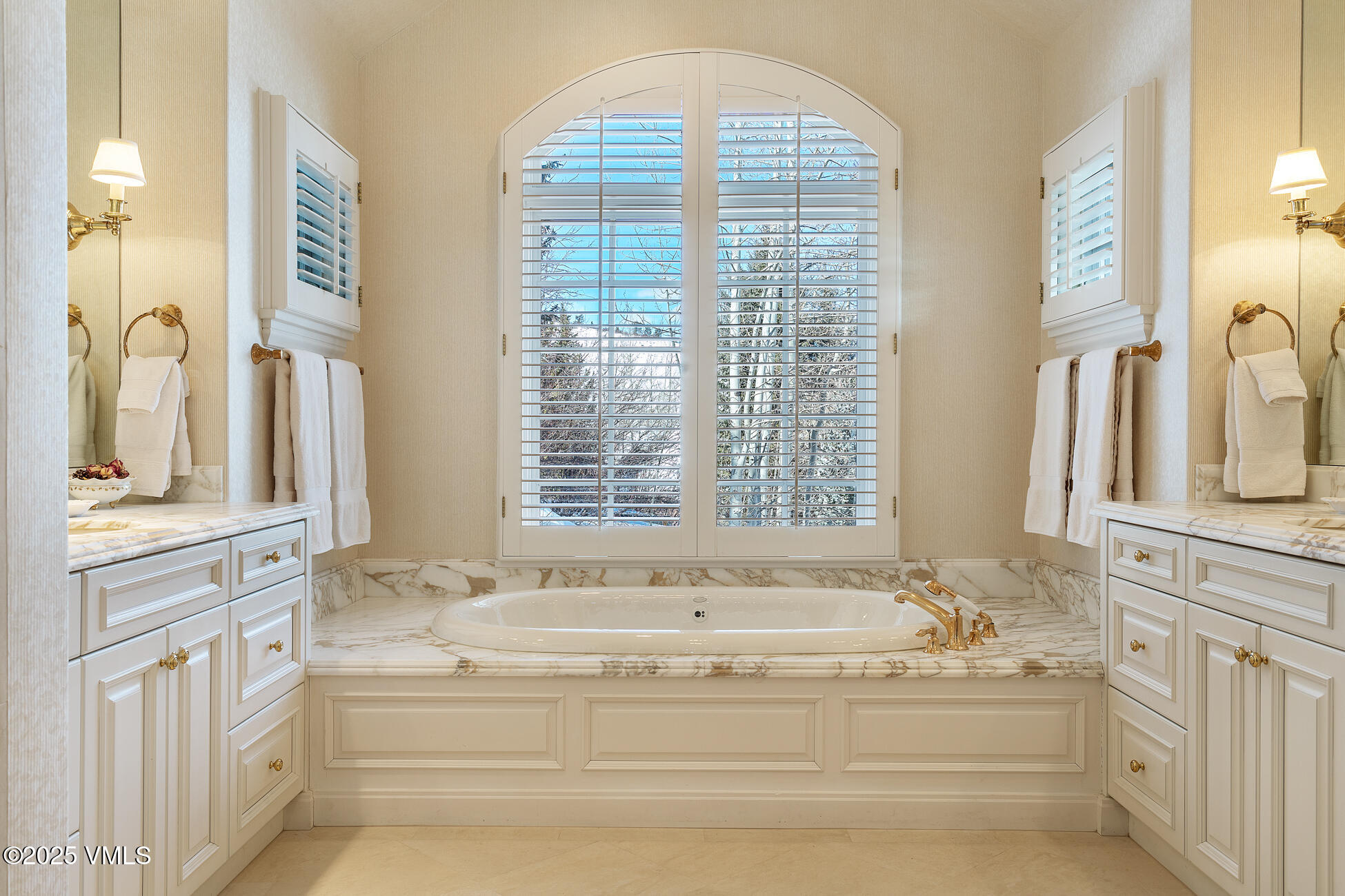 Beaver Creek, Colorado 81620, United States, 5 Bedrooms Bedrooms, ,6 BathroomsBathrooms,Residential,Active,128572