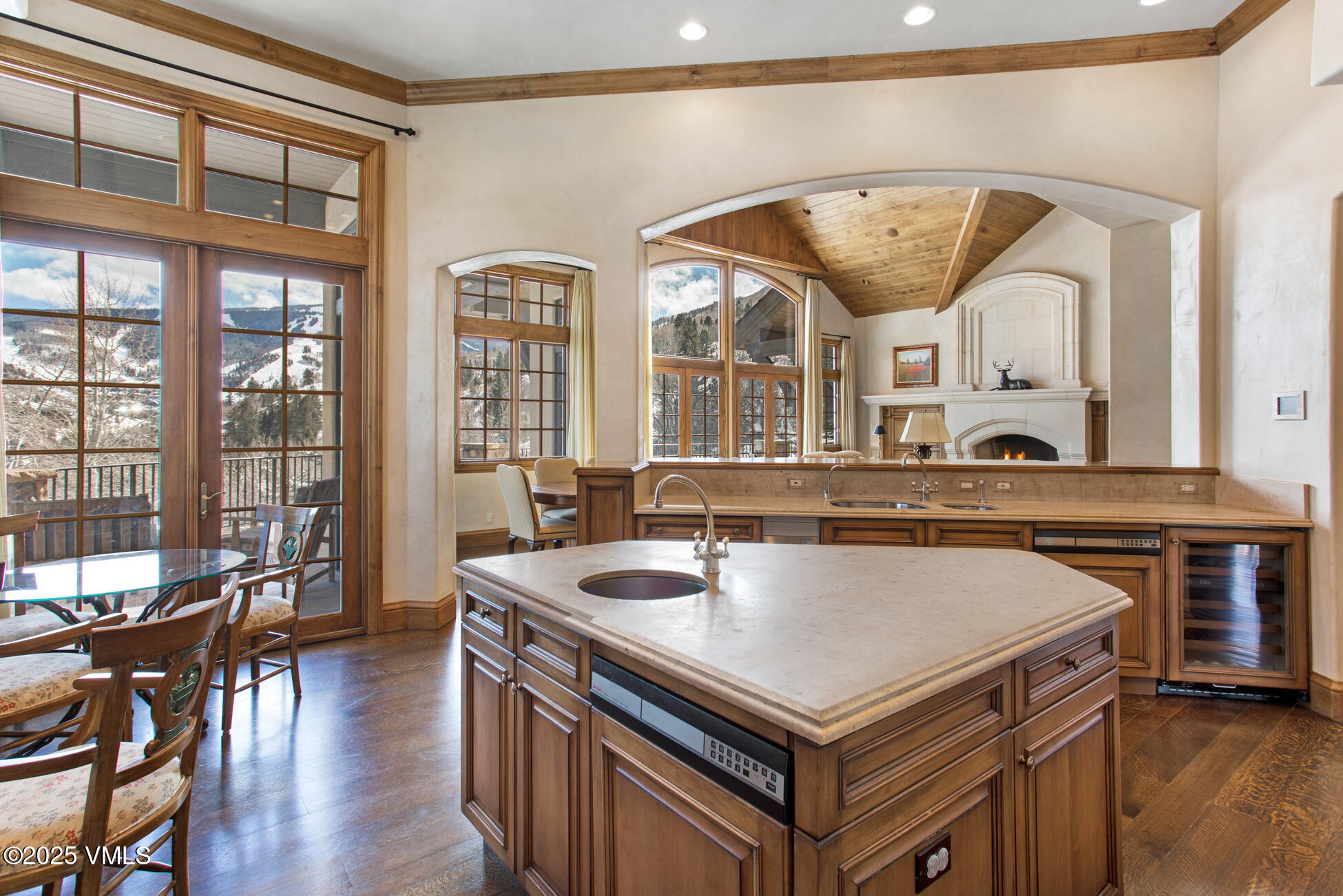 Beaver Creek, Colorado 81620, United States, 5 Bedrooms Bedrooms, ,6 BathroomsBathrooms,Residential,Active,128572