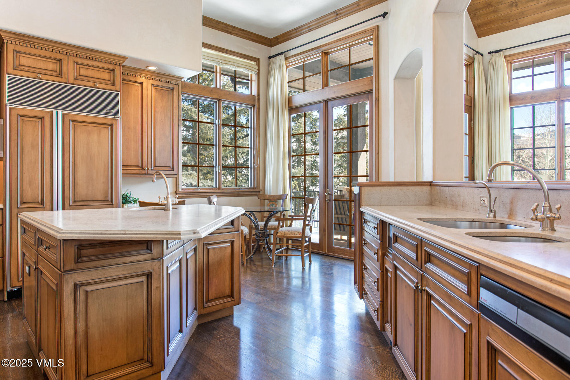 Beaver Creek, Colorado 81620, United States, 5 Bedrooms Bedrooms, ,6 BathroomsBathrooms,Residential,Active,128572