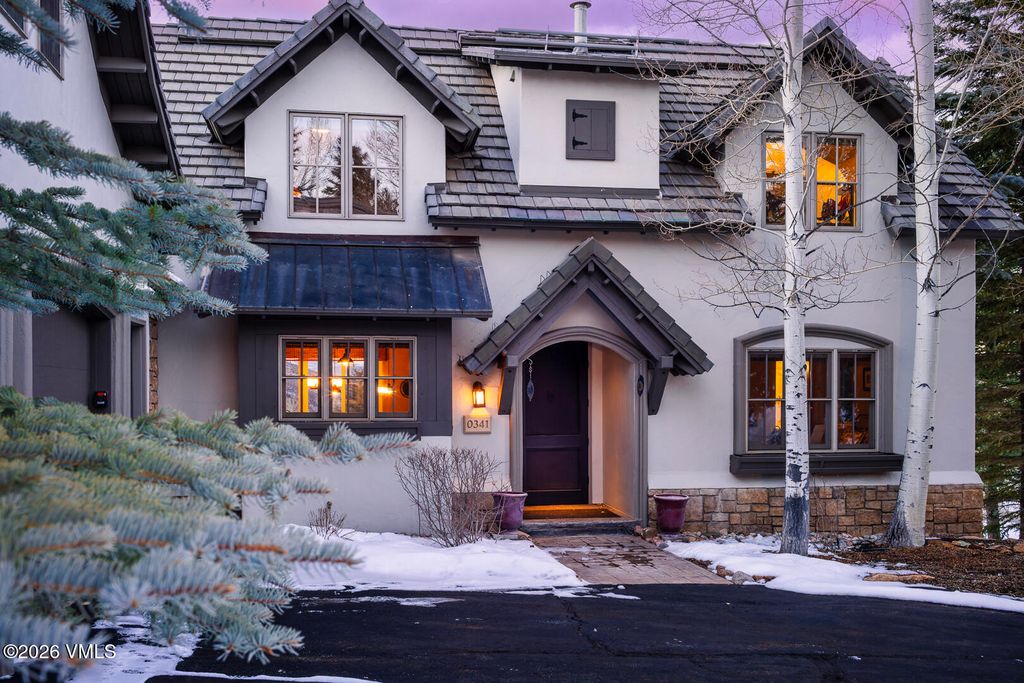 Photo of 341 Kensington Dr, Edwards, CO 81632 (MLS # 1013454)