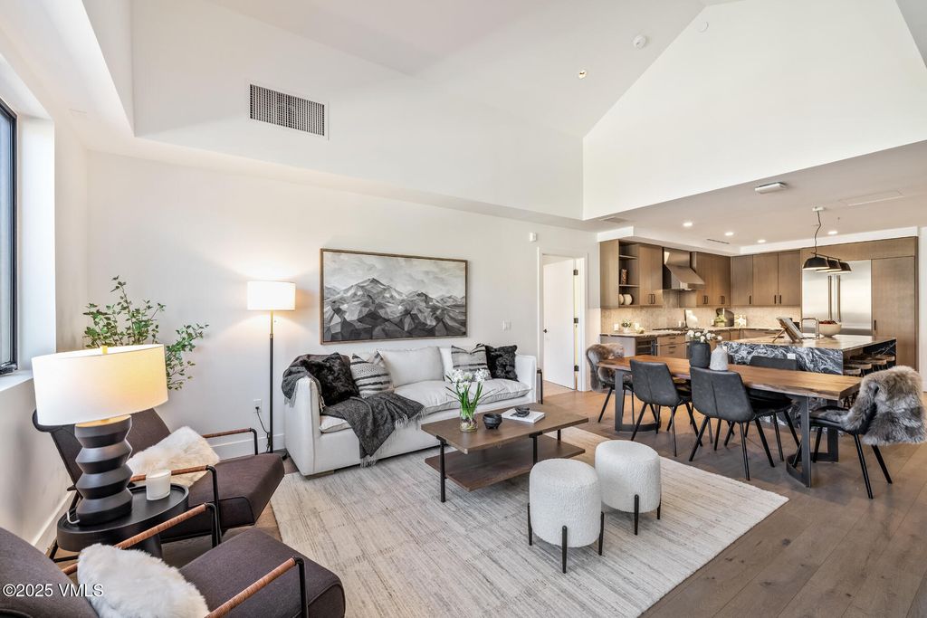 Photo of 38460 HWY 6 #424, Avon, CO 81620 (MLS # 1013037)