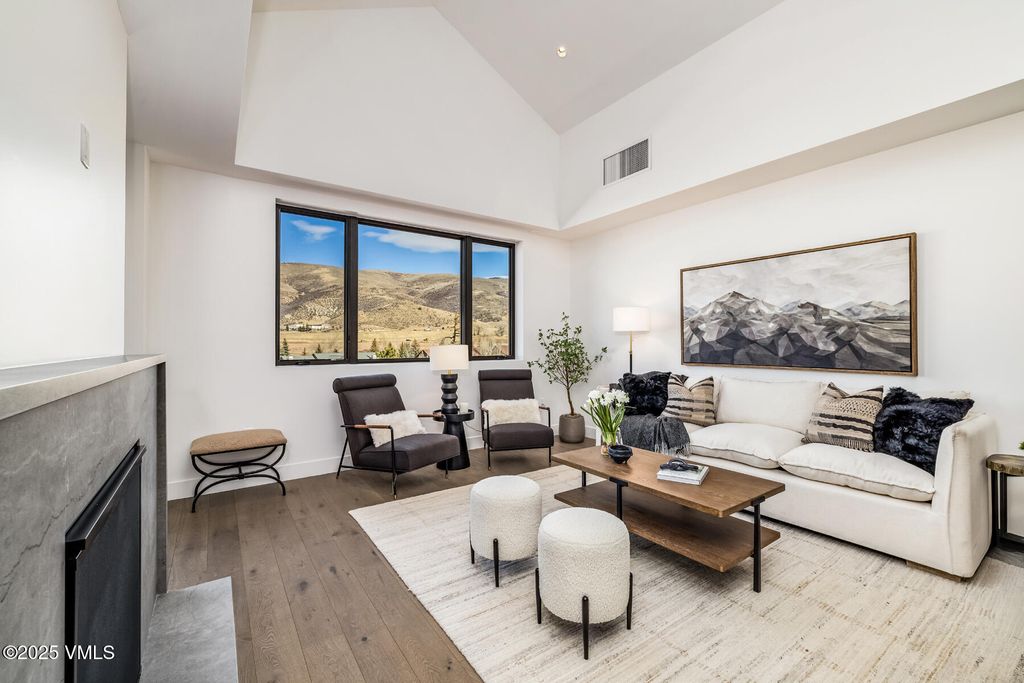 Photo of 38460 HWY 6 #424, Avon, CO 81620 (MLS # 1013037)