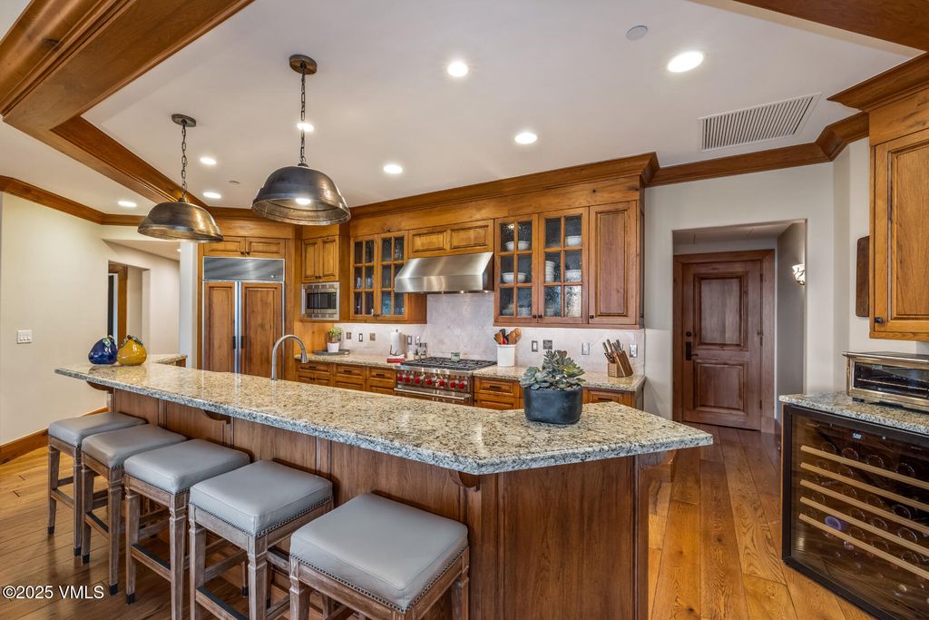 Photo of 50 Peak View #310, Avon, CO 81620 (MLS # 1013181)