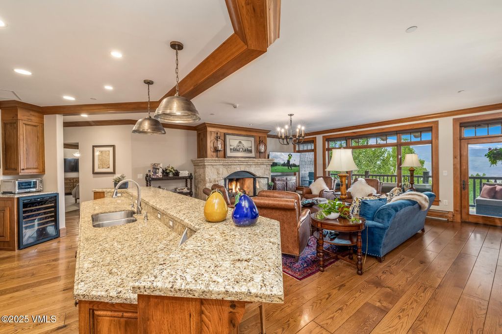 Photo of 50 Peak View #310, Avon, CO 81620 (MLS # 1013181)