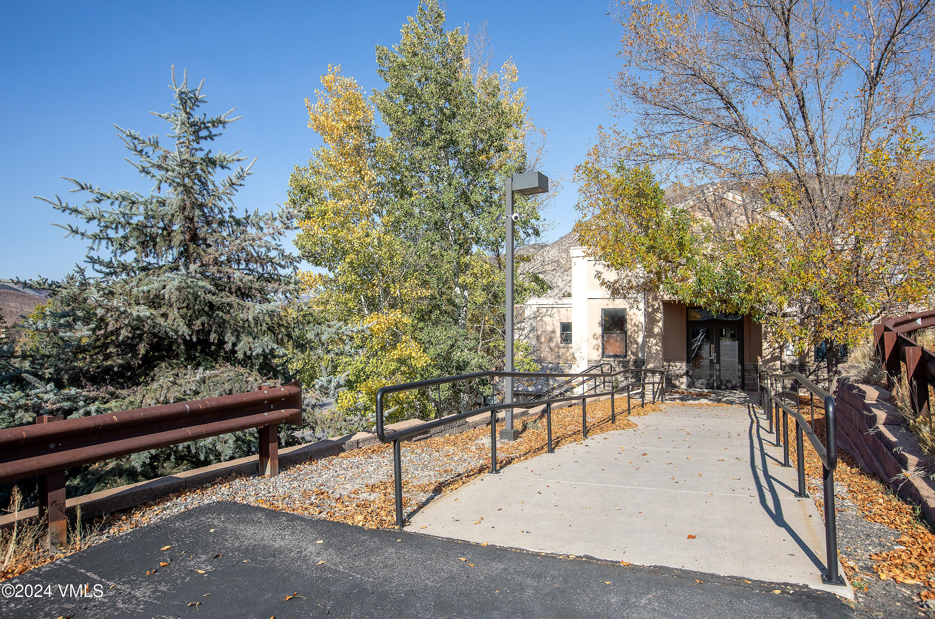 Avon, Colorado 81620, United States, ,Commercial,Active,150329