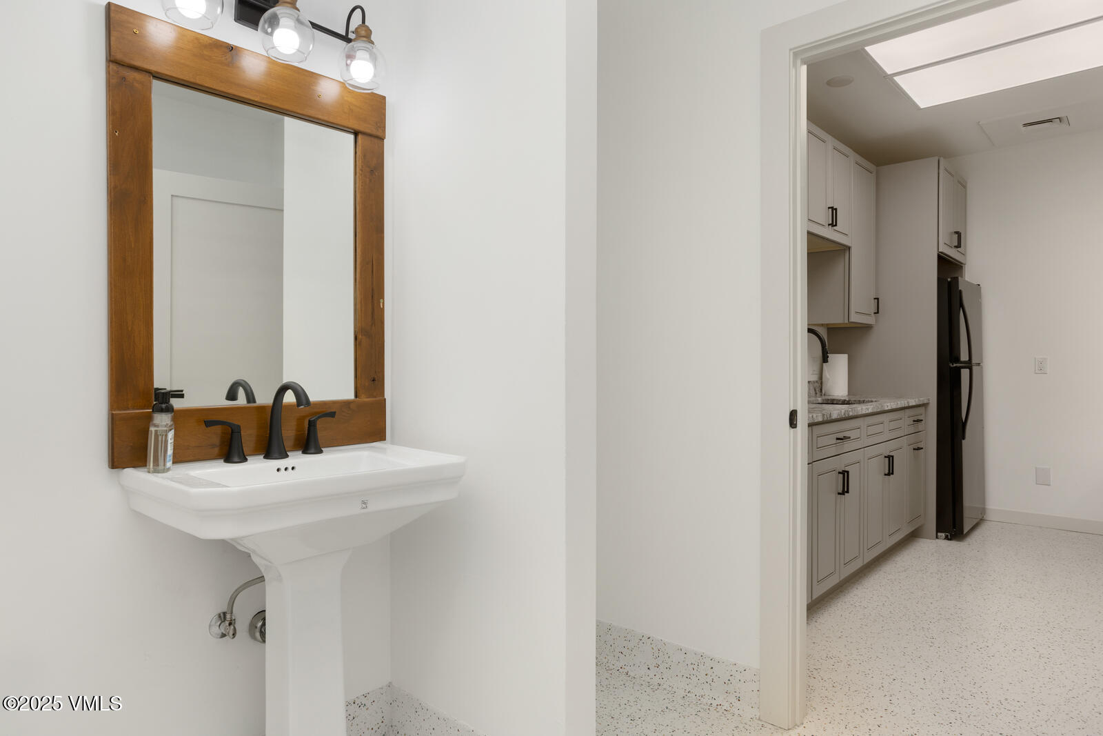 Eagle, Colorado 81631, United States, ,Commercial,Active,217314