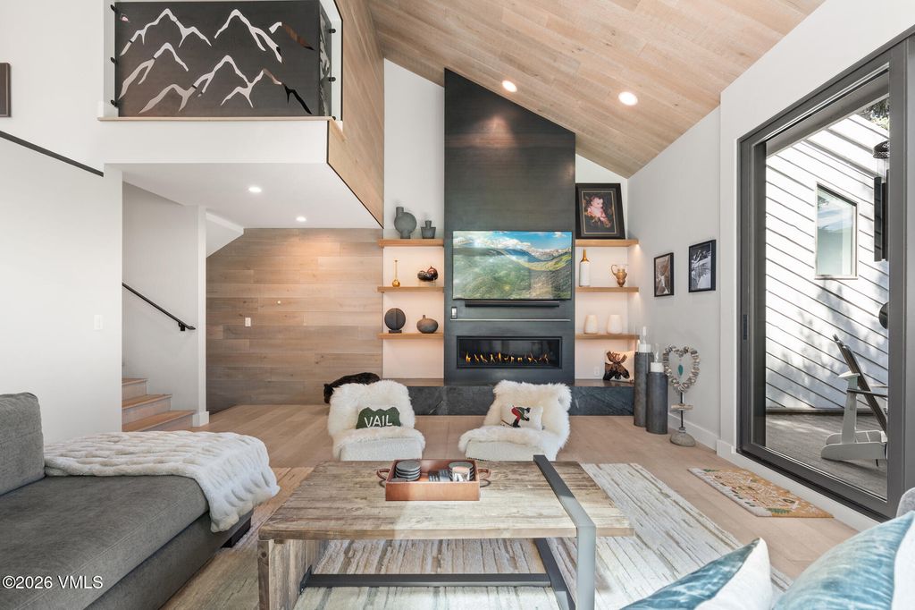 Photo of 665 Deer Boulevard #J, Eagle-Vail, CO 81620 (MLS # 1014383)