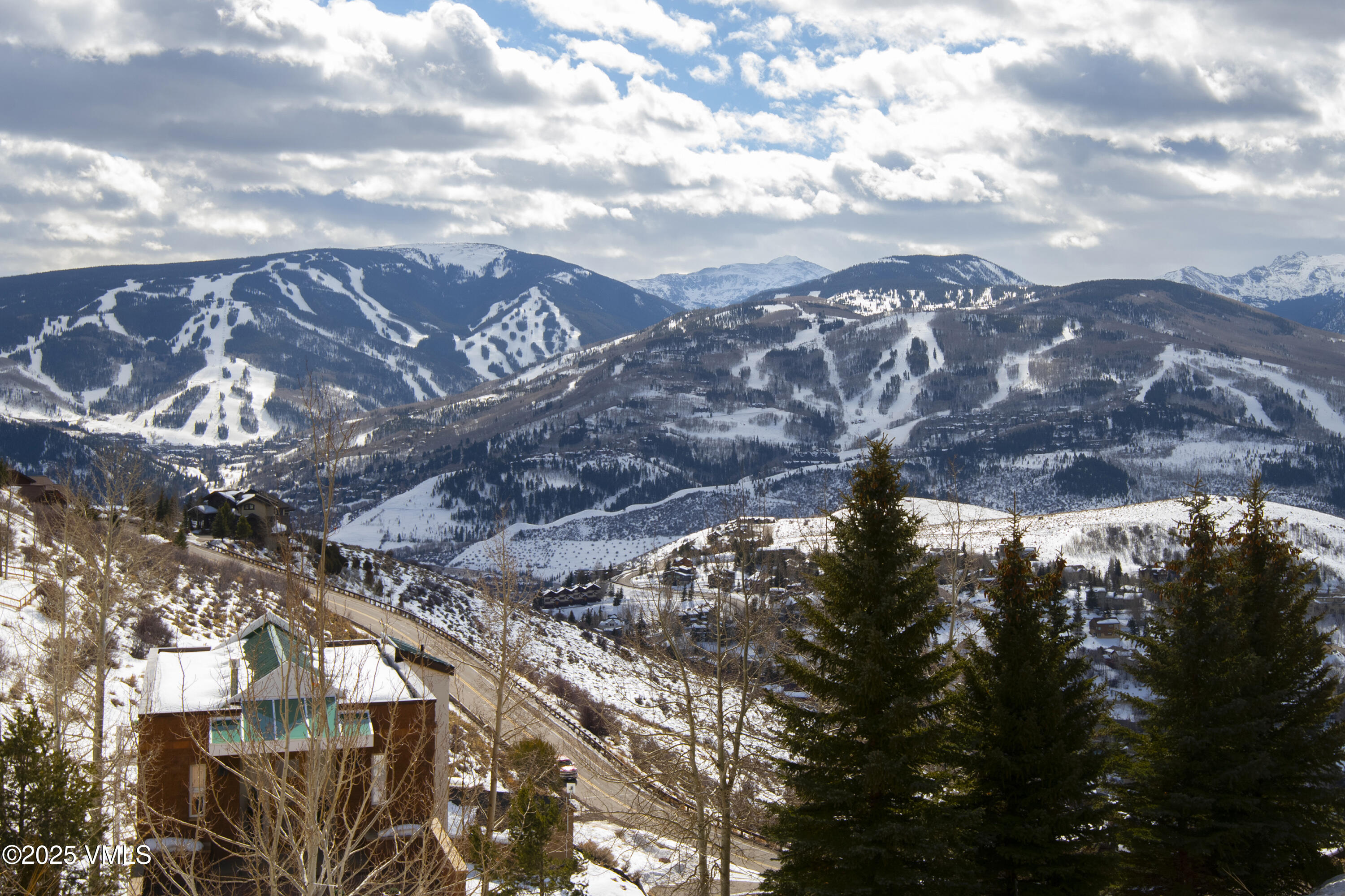 Avon, Colorado 81620, United States, 5 Bedrooms Bedrooms, ,6 BathroomsBathrooms,Residential,Active,7472