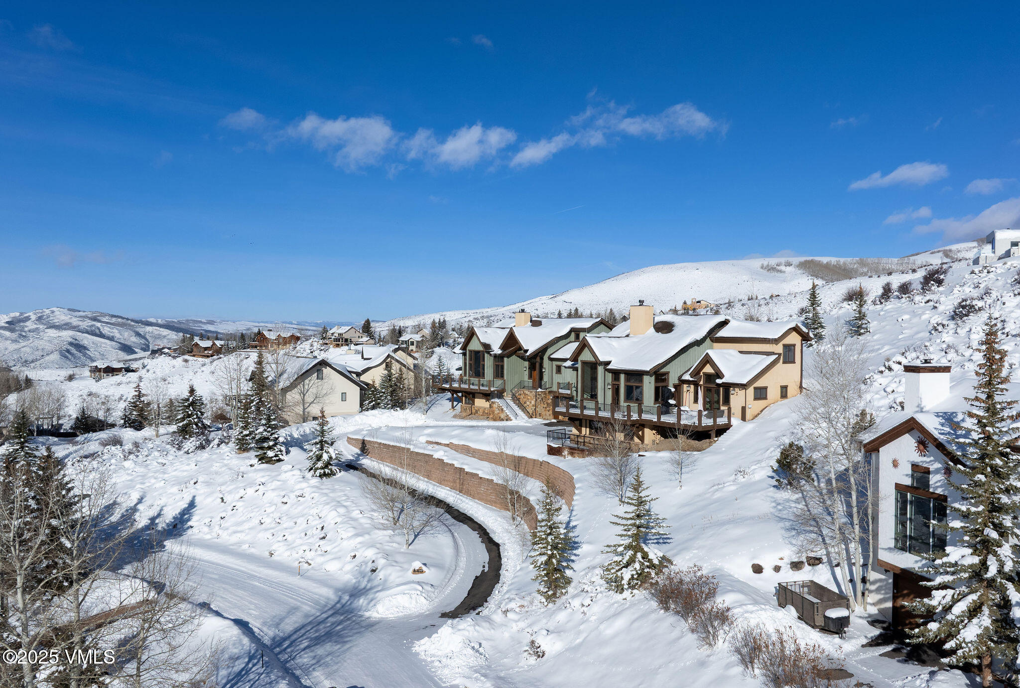 Avon, Colorado 81620, United States, 5 Bedrooms Bedrooms, ,6 BathroomsBathrooms,Residential,Active,7472