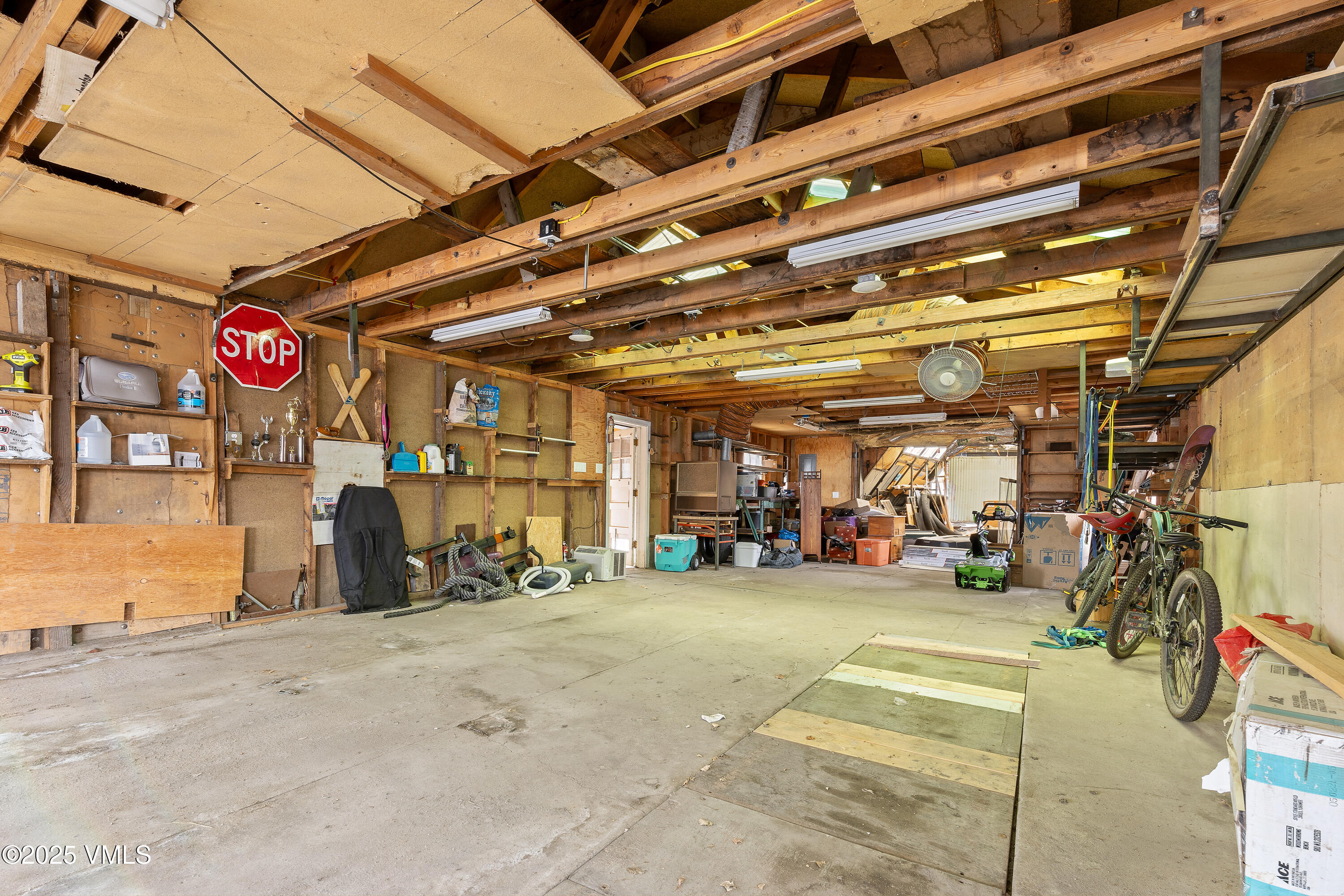 Leadville, Colorado 80461, United States, 2 Bedrooms Bedrooms, ,2 BathroomsBathrooms,Residential,Active,127392