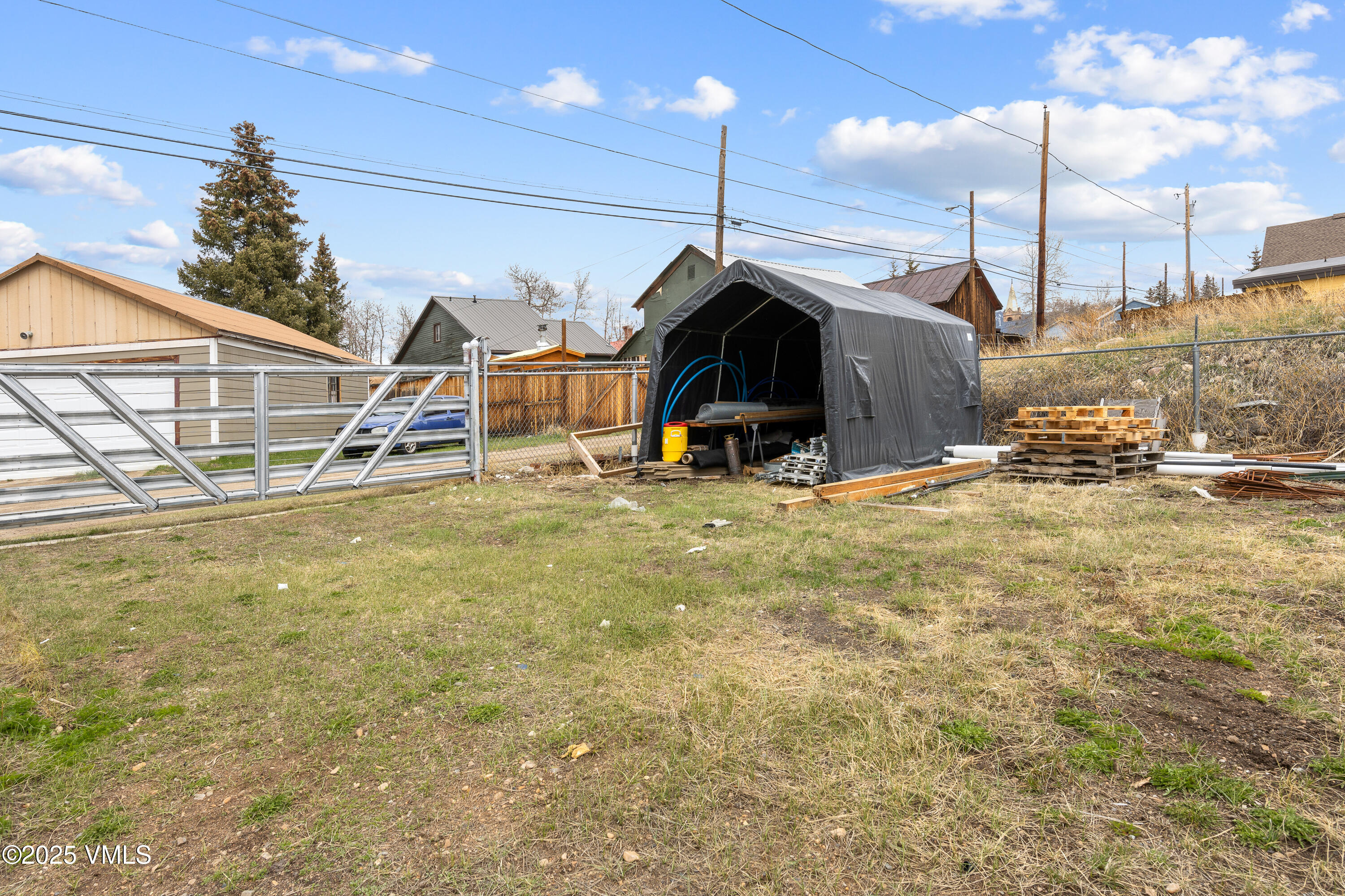 Leadville, Colorado 80461, United States, 2 Bedrooms Bedrooms, ,2 BathroomsBathrooms,Residential,Active,127392
